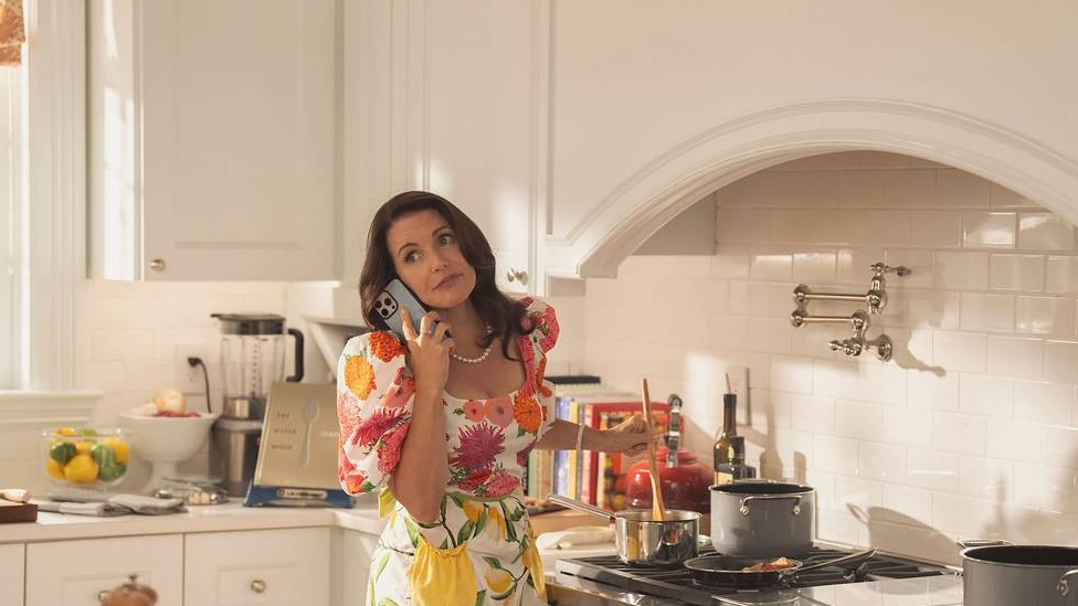 Kristin Davis Was Ready for Charlotte’s Perfect World to Come “Crashing Down”