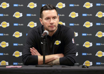 Lakers Eyeing Perfect Match at Center Position: Report