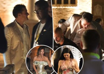 Newly single Orlando Bloom enjoys night out with friends at Jeff Bezos, Lauren Sánchez’s pre-wedding party in Venice