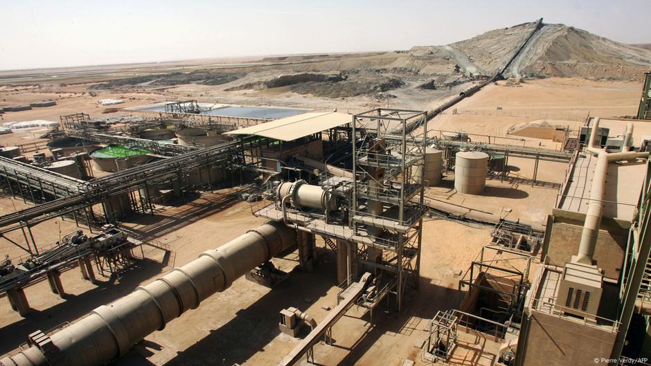 Niger to nationalize French share in uranium company Somair