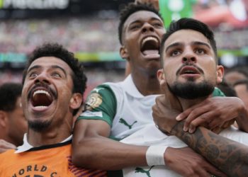 Palmeiras benefits from own goal, López scores for 2-0 defeat of Al-Ahly in Club World Cup