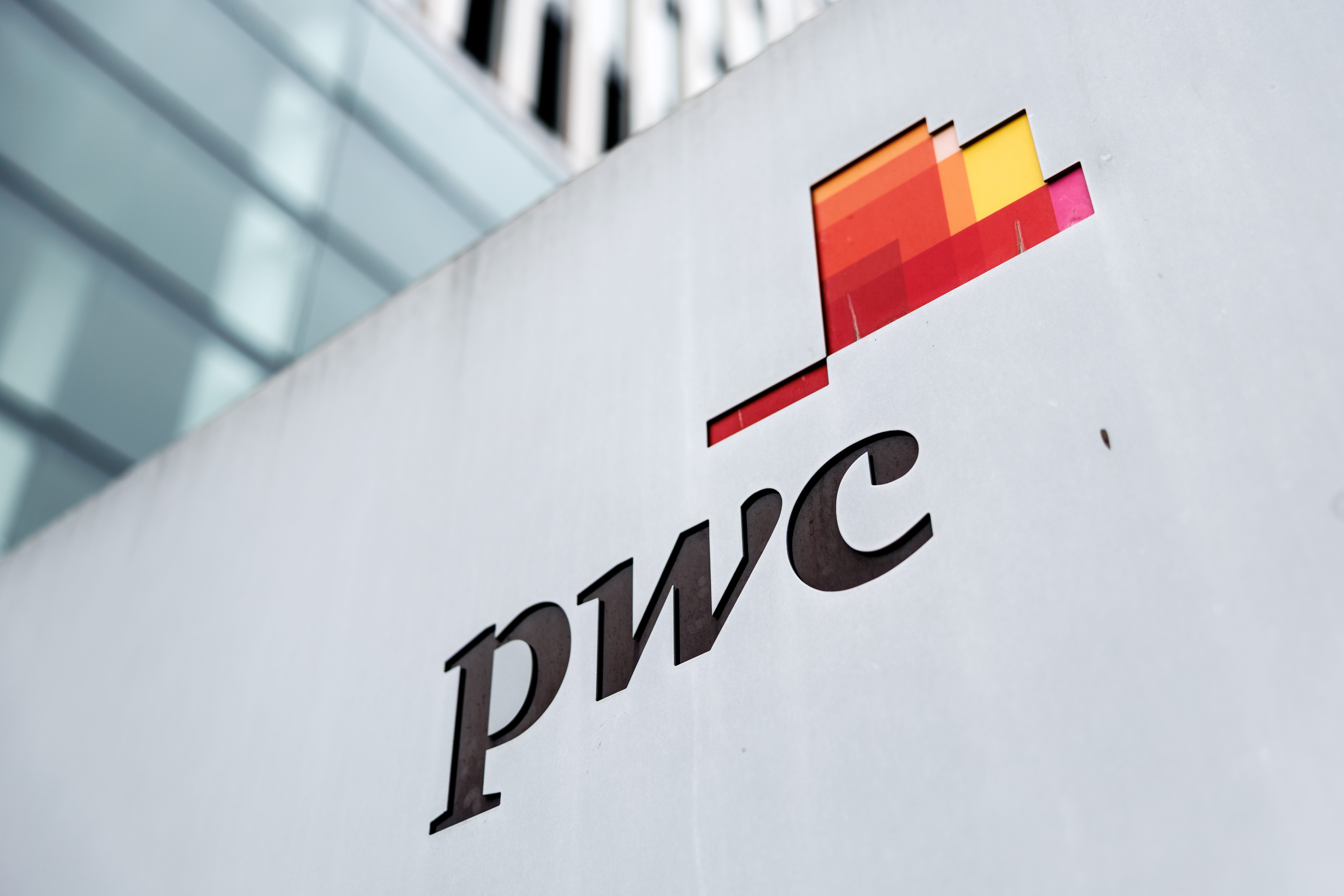 PwC logo