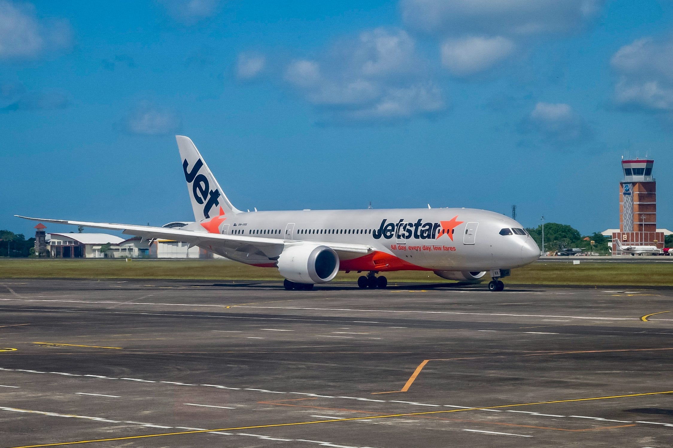 Jetstar plane