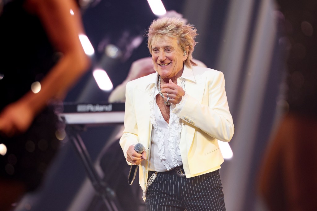 Rod Stewart Cancels String Of US Gigs As He Recovers From Illness Ahead Of Glastonbury Slot