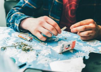 Rolling Joints Is Now a Spectator Sport: Are You the Next Speed Champion? 