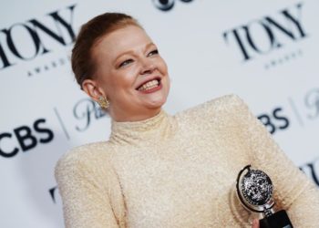 Sarah Snook Doesn’t Know How Cate Blanchett Would Turn “Picture Of Dorian Gray” Into A Film, But Would Love To Help Her Try