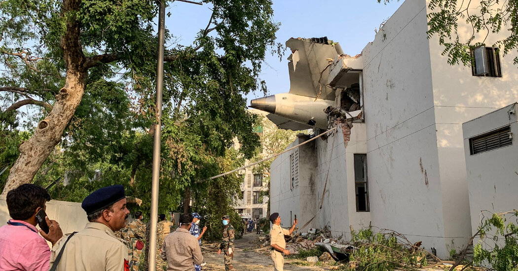 Harrowing Scenes From India s Worst Plane Disaster in Decades DNyuz Harrowing Scenes From India s Worst Plane Disaster in Decades DNyuz