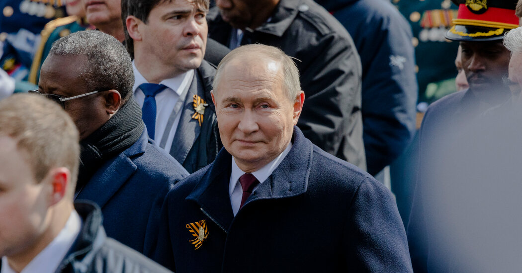 Trump Says Putin Plans to Retaliate for Ukrainian Attack on Its Warplanes