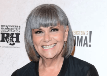 UK Comedian Dawn French Apologizes For “Clumsy Tone In One-Sided Gaza Video”