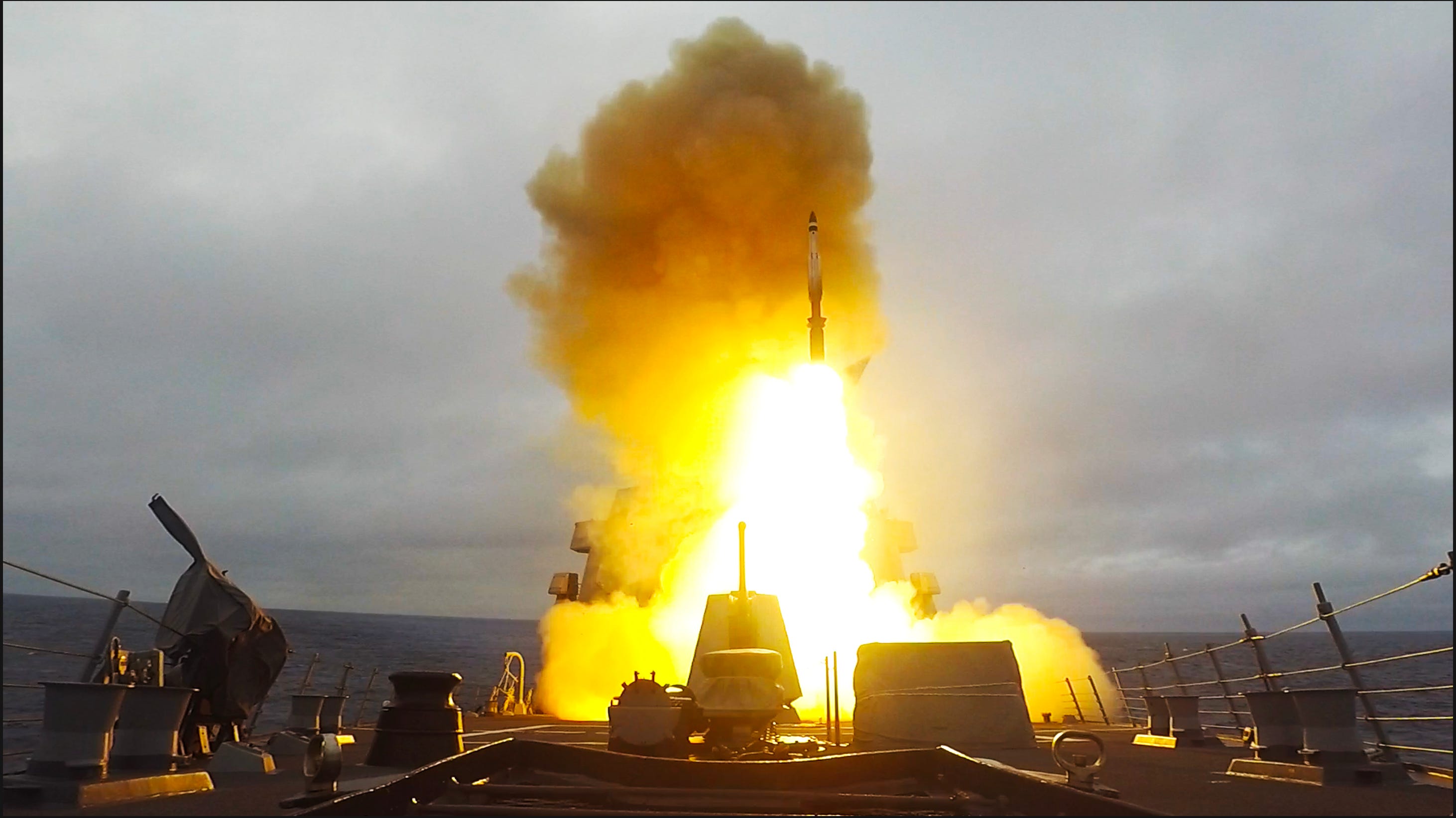 The Arleigh Burke-class guided-missile destroyer USS Paul Ignatius (DDG 117) successfully fired a Standard Missile-3 (SM-3) interceptor to engage a ballistic missile target during exercise At-Sea Demo/Formidable Shield, May 26, 2021.