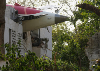 What Caused the Air India Crash? Experts Study Video of Plane’s Descent.
