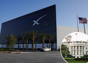 White House reviews SpaceX contracts as Trump-Musk feud simmers, sources say