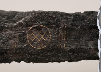 1,000-year-old medieval sword emerges from Dutch river after chance discovery: ‘Barely corroded’