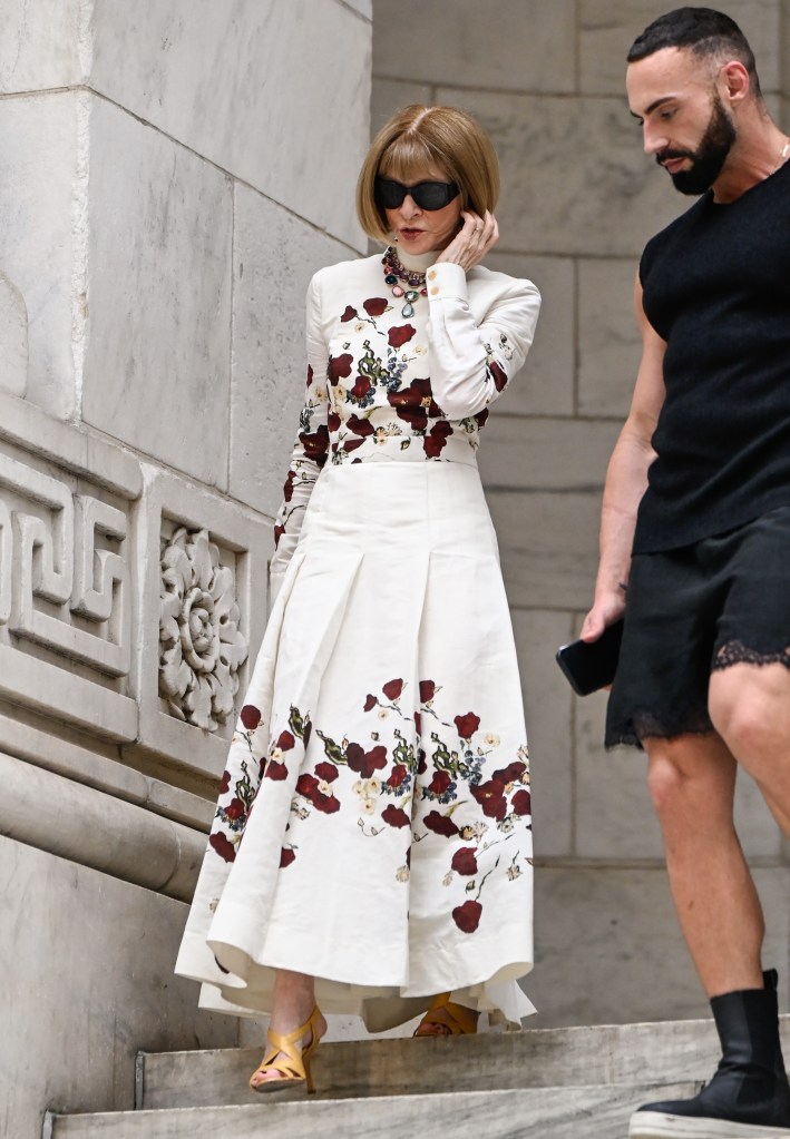 Anna Wintour and Michael Ariano, Marc Jacobs' publicist, arriving at the Marc Jacobs fall 2025 show  