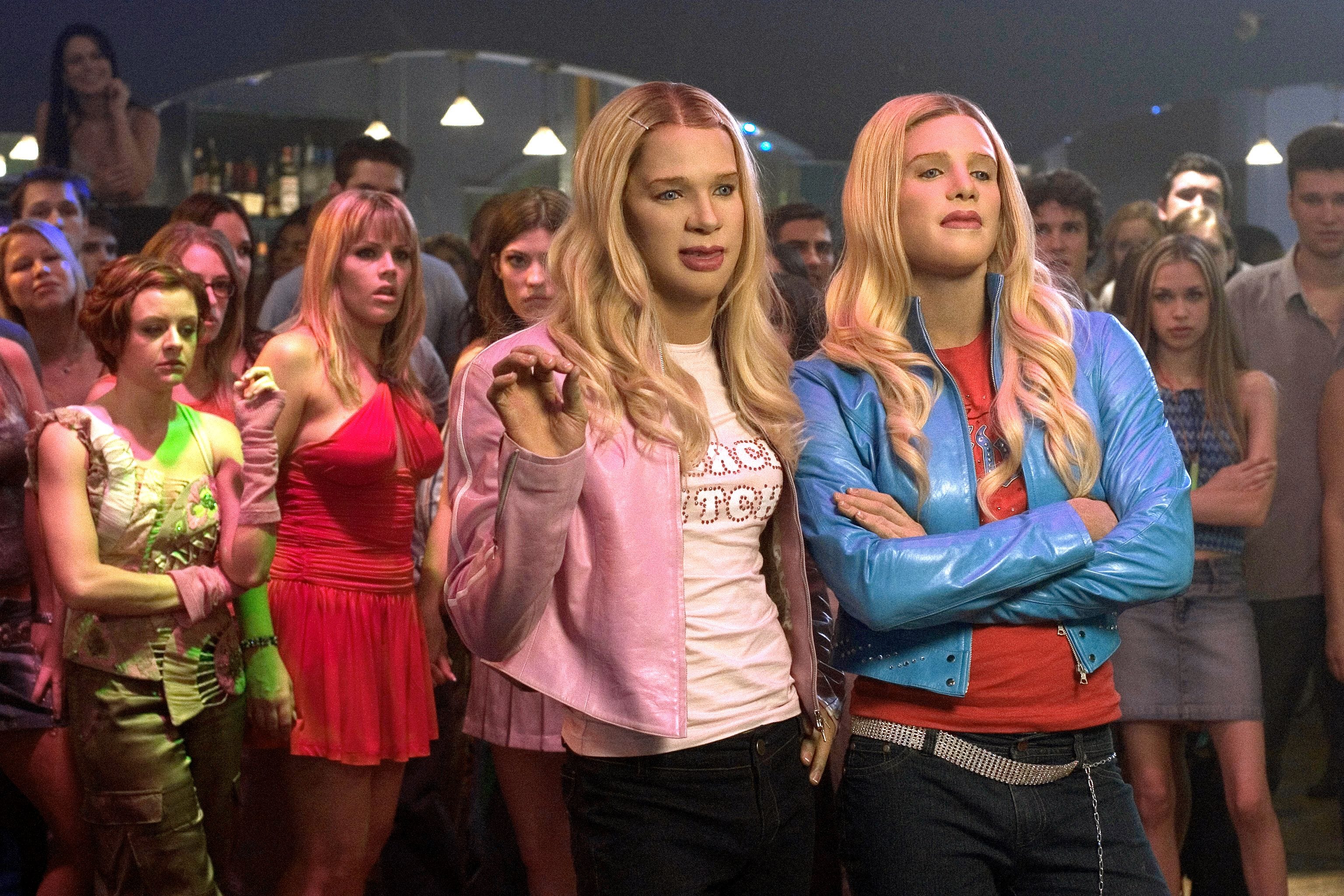 Shawn and Marlon Wayans dressed as white women