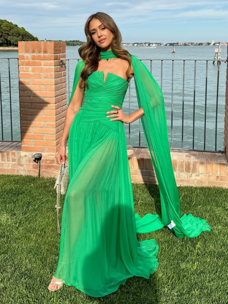 Jessica Alba at Jeff Bezos and Lauren Sánchez's wedding