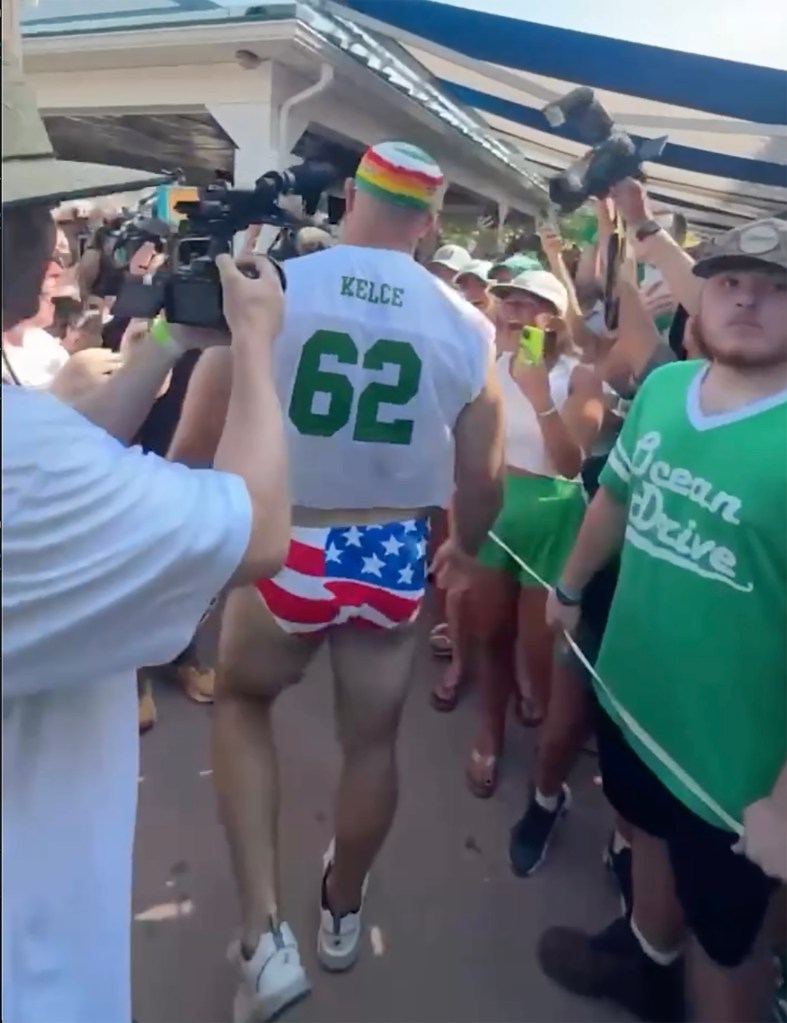 Jason Kelce wears Speedo at charity event