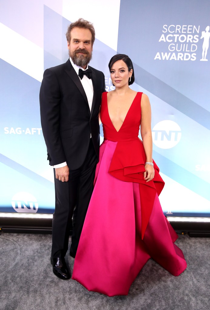 David Harbour and Lily Allen attend the 26th Annual Screen Actors Guild Awards at The Shrine Auditorium on January 19, 2020 in Los Angeles, Calif