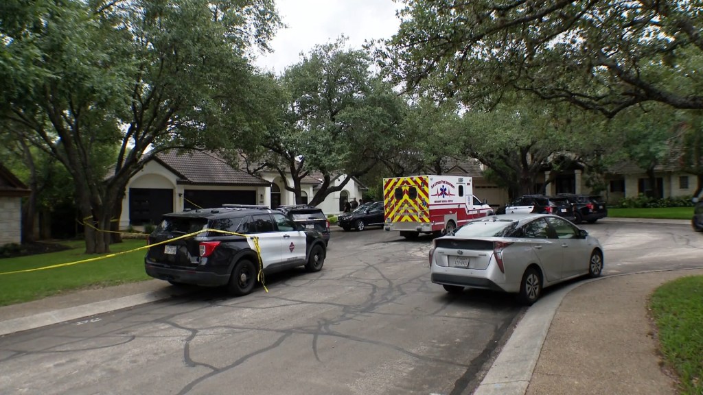 Before heading to Texas, James said his son had been showing signs of every “mental disorder that you could imagine,” hadn’t slept for four days, was suffering from hallucinations, and was extremely paranoid