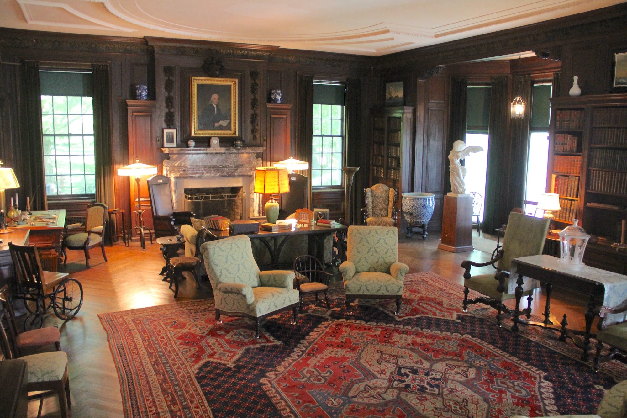 The library at Springwood.