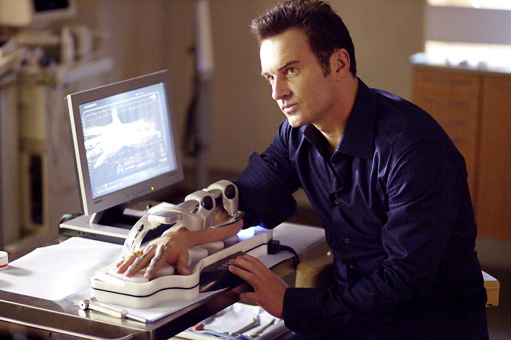 Julian McMahon