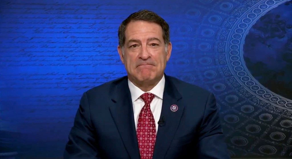 Mark Green announcing his resignation from Congress.