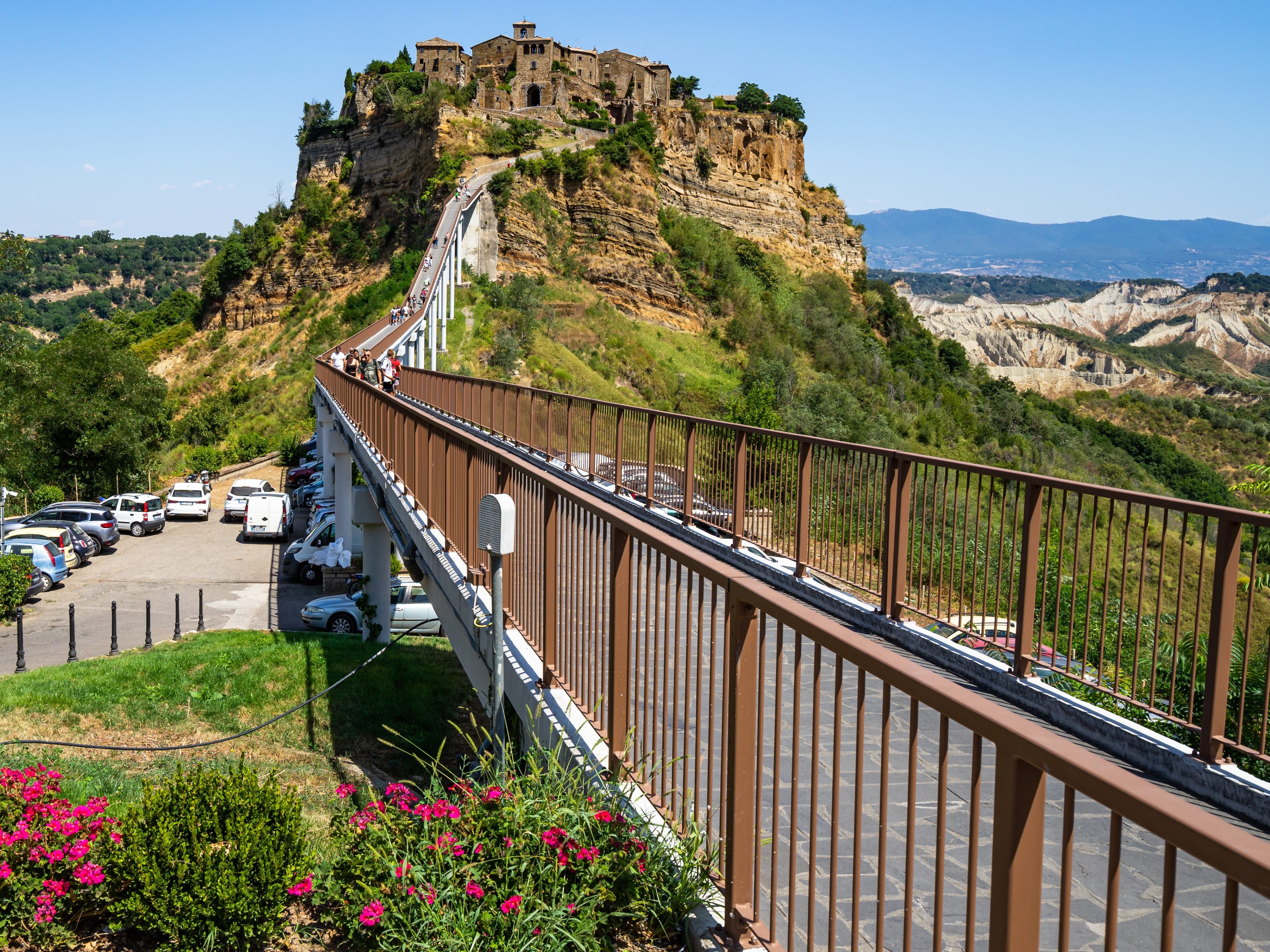 A long pedestrian bridge leads to Civita di Bagnoregio.