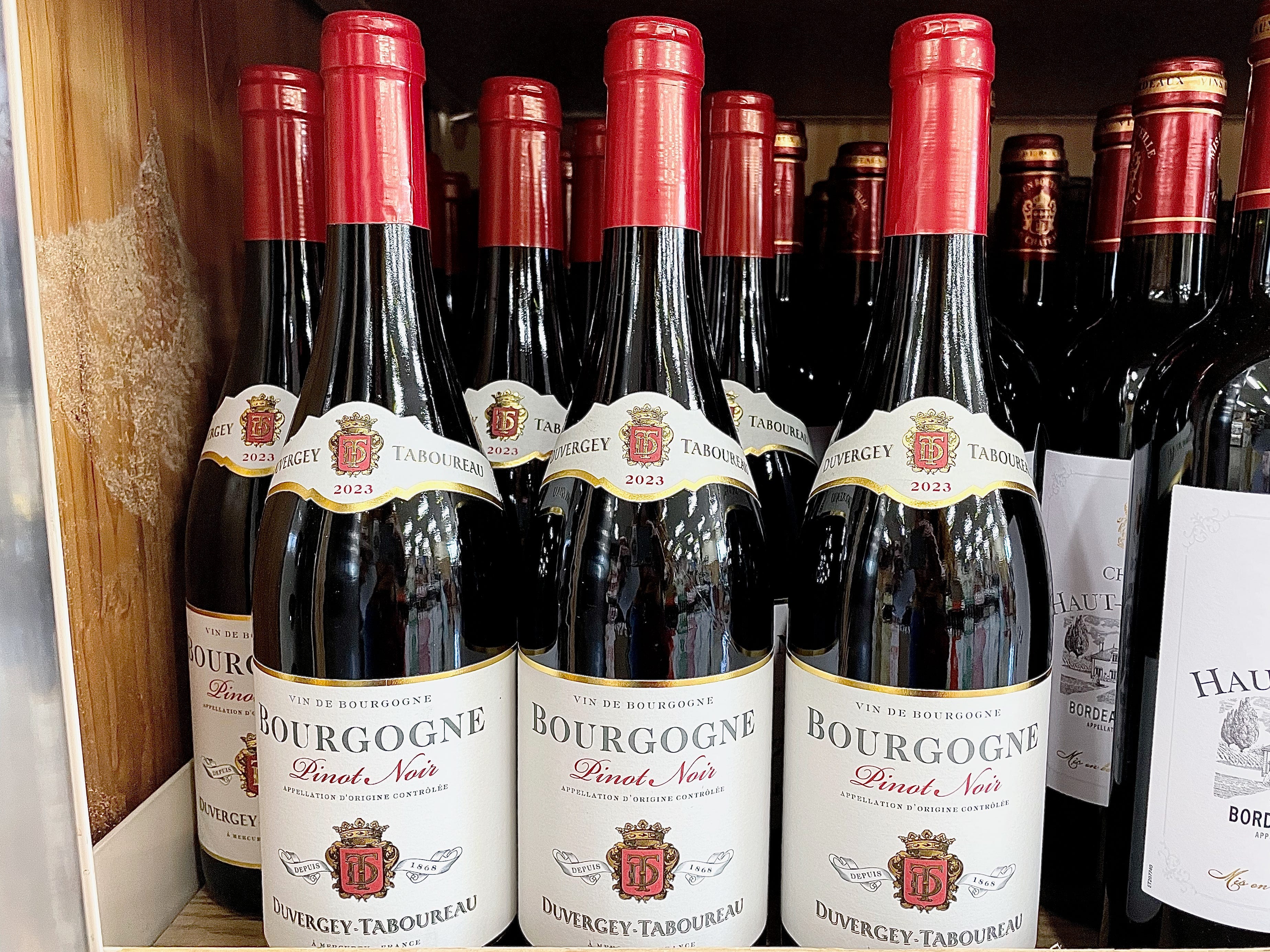A display of Duvergey-Taboureau pinot noir.
