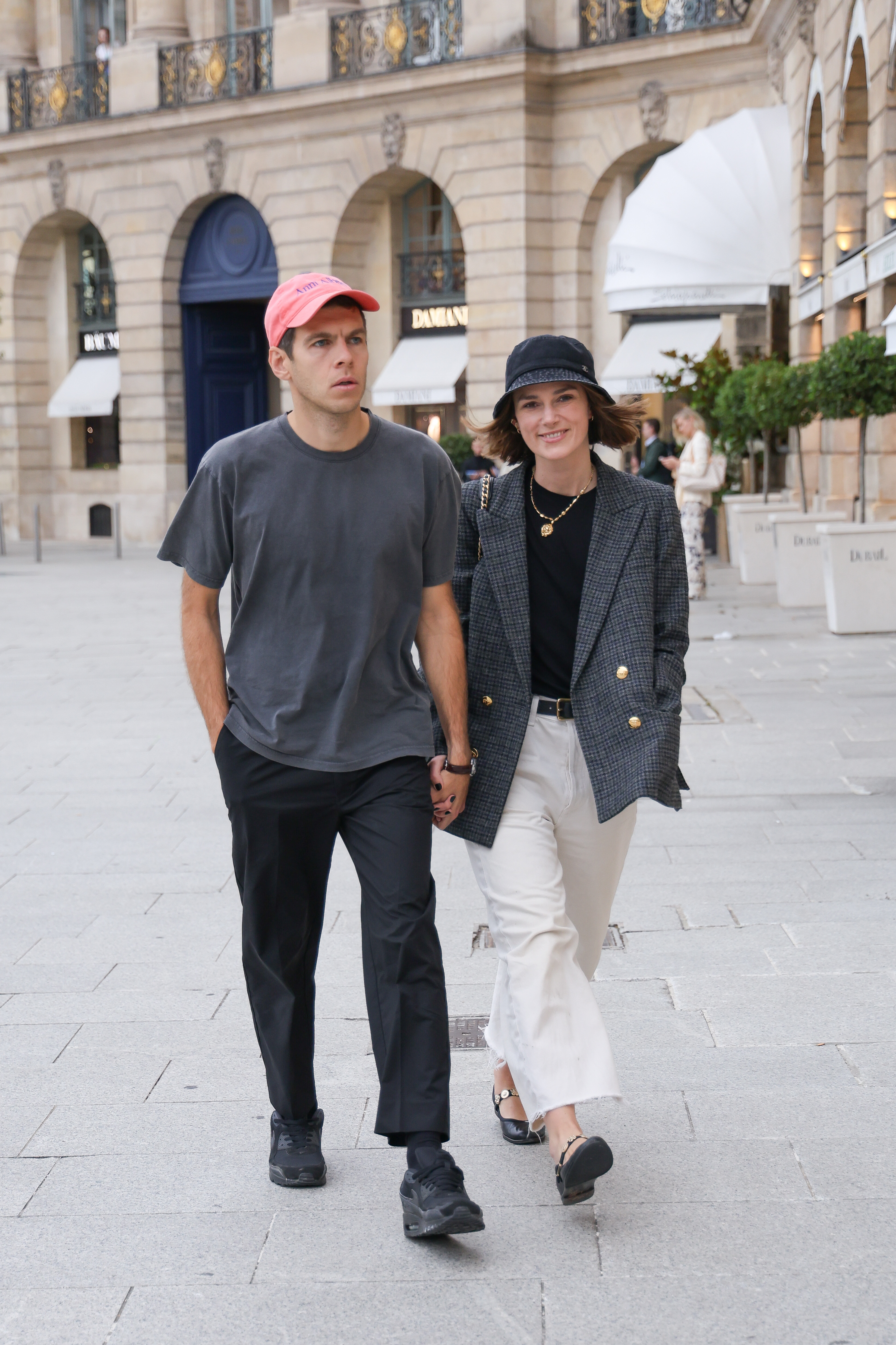 Keira Knightley and James Righton stroll through Paris. 
