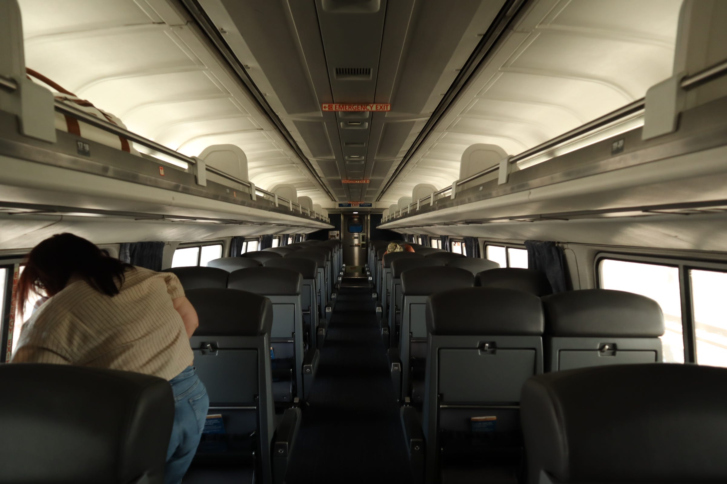amtrak aisles coach