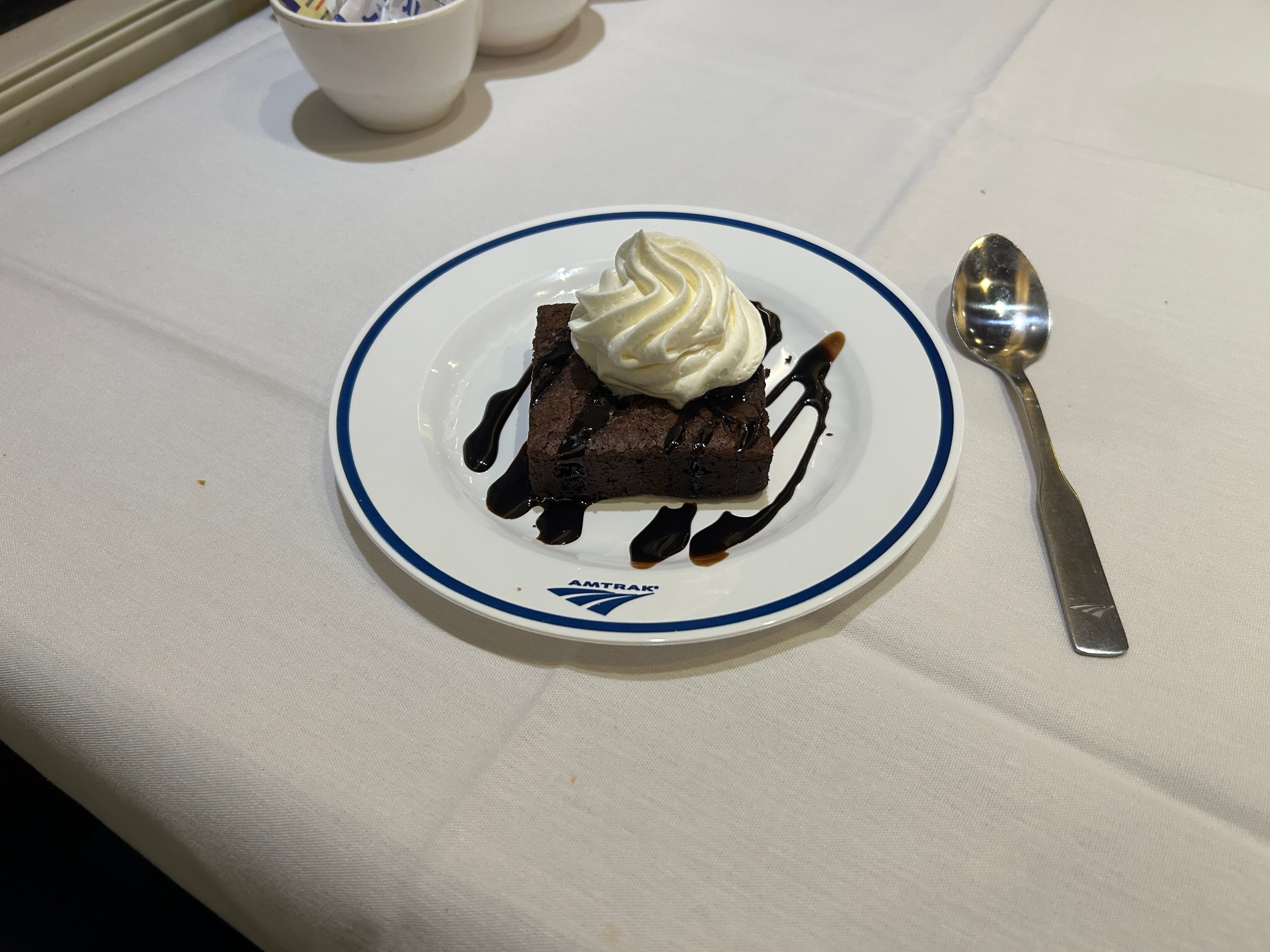 dessert Amtrak first class