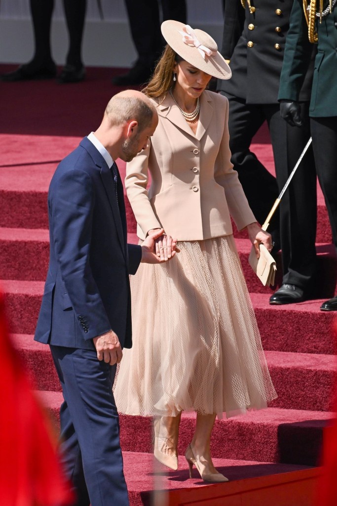 Windsor, UNITED KINGDOM Emmanuel and Brigitte Macron were warmly welcomed by the royal family as they arrived in the UK for the first day of their state visit, starting a series of official engagements with King Charles III and Queen Camilla.
