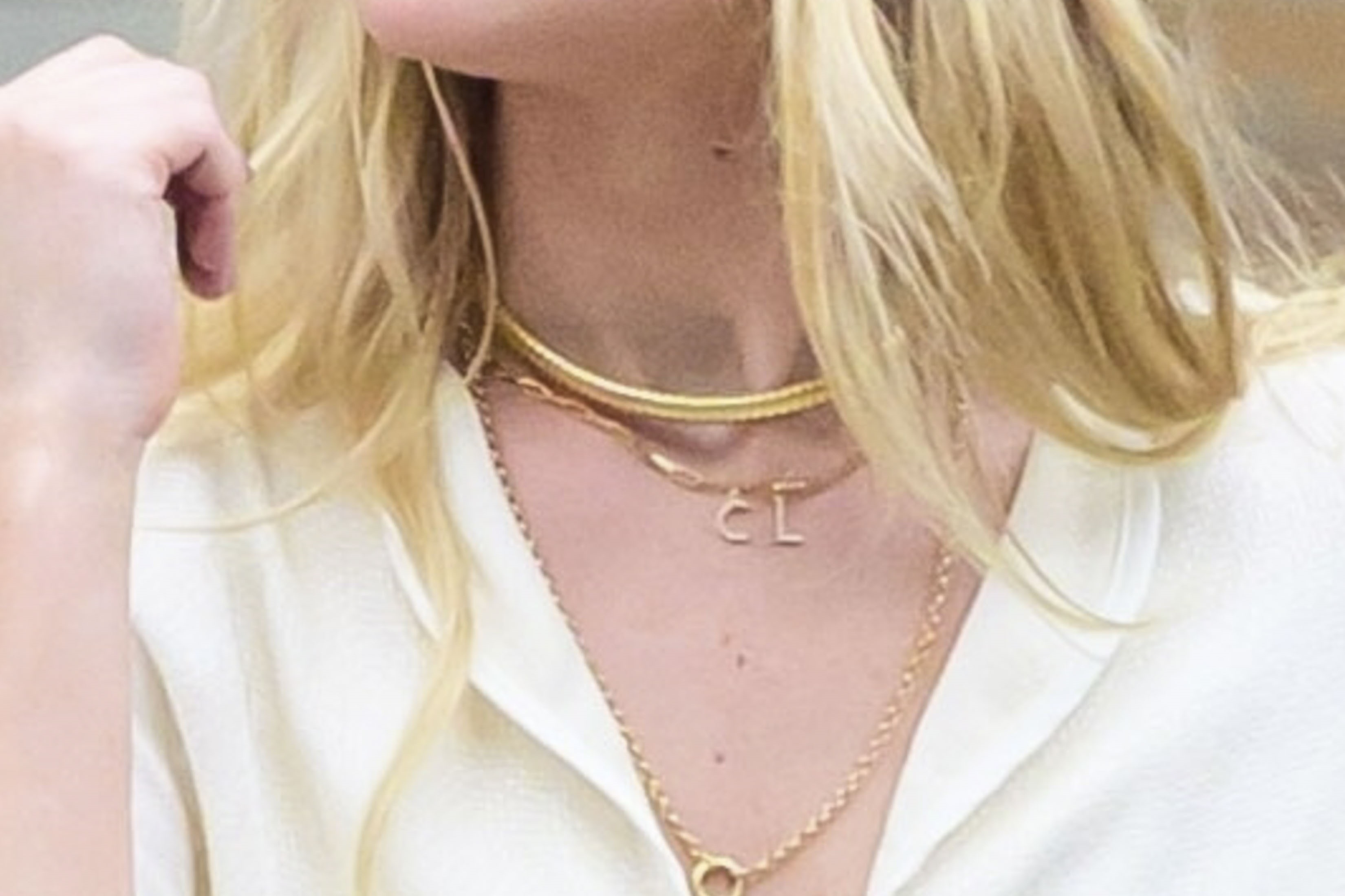 Jennifer Lawrence's gold necklace. 
