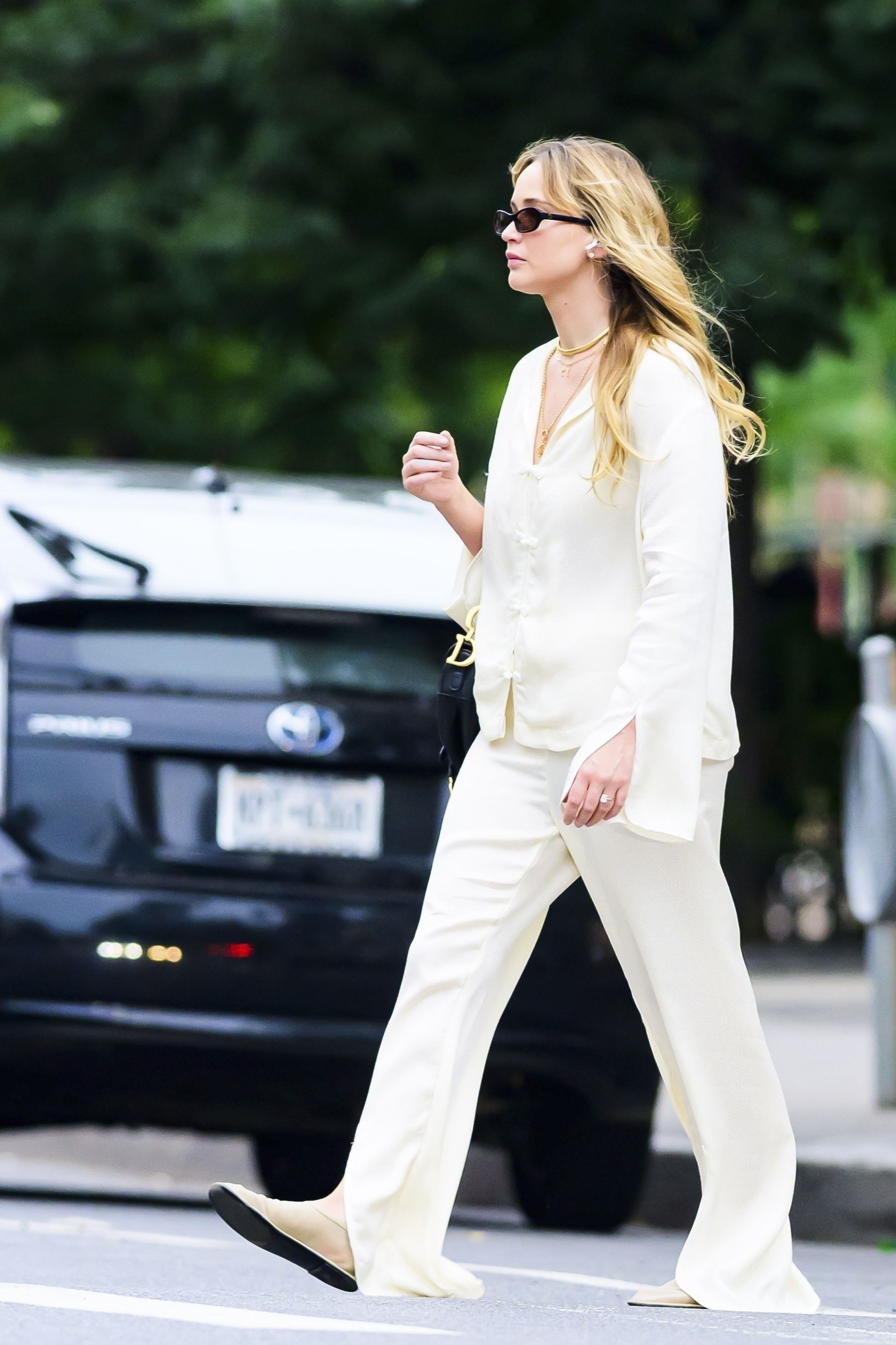 Jennifer Lawrence steps out solo in New York.