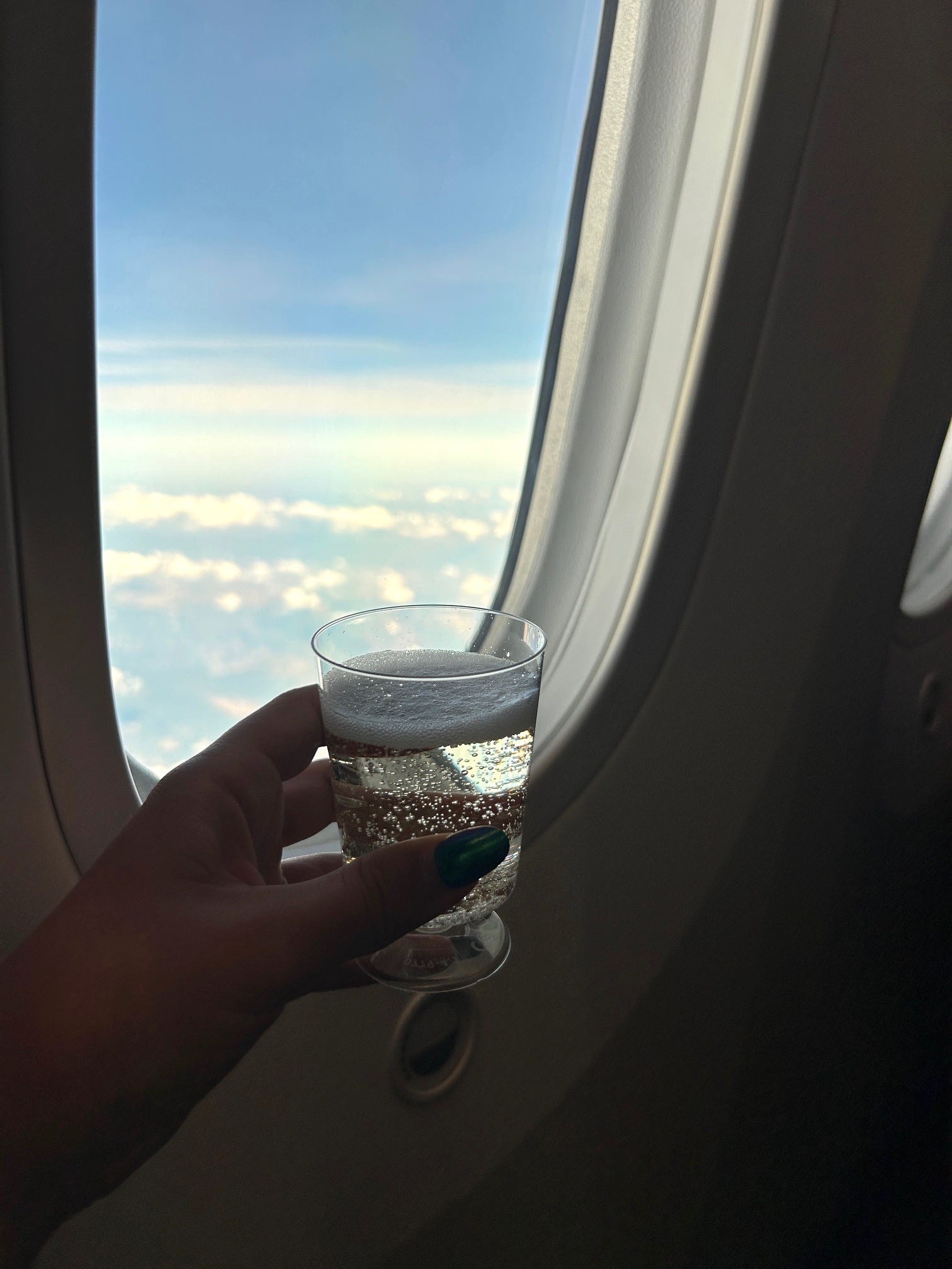 Complimentary prosecco during Norse Atlantic Airways premium economy flight