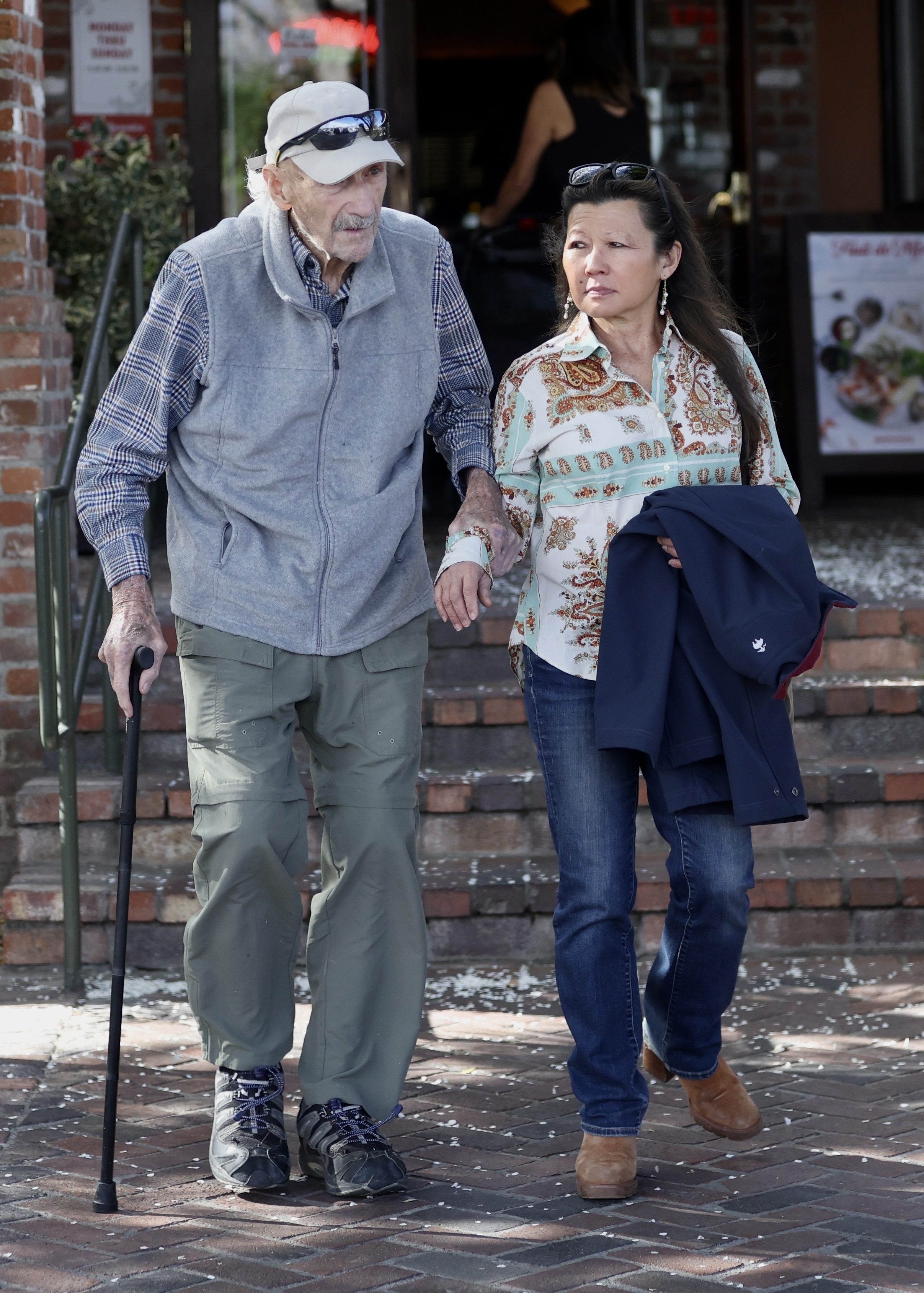 Gene Hackman and Betsy Arakawa.