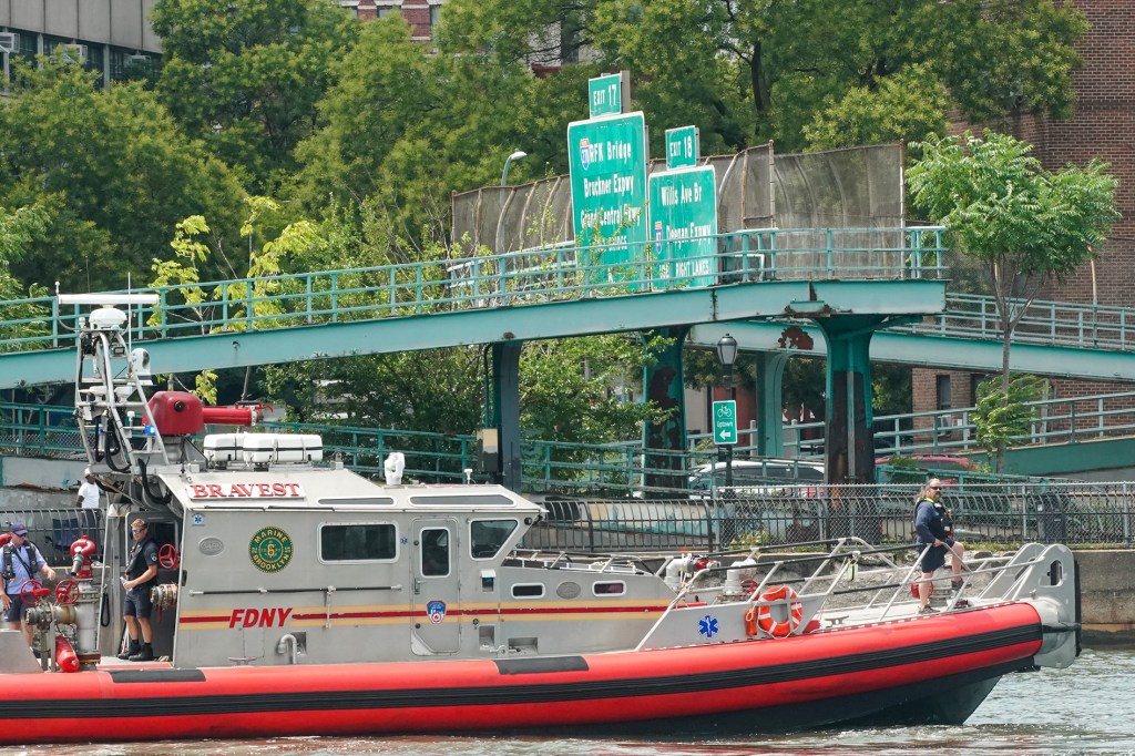 FDNY search and rescue boat on Randall's Island.