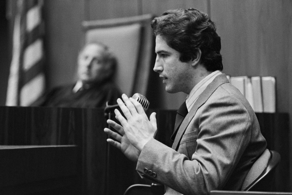 Kenneth Bianchi, the Hillside Strangler, testifying in court.