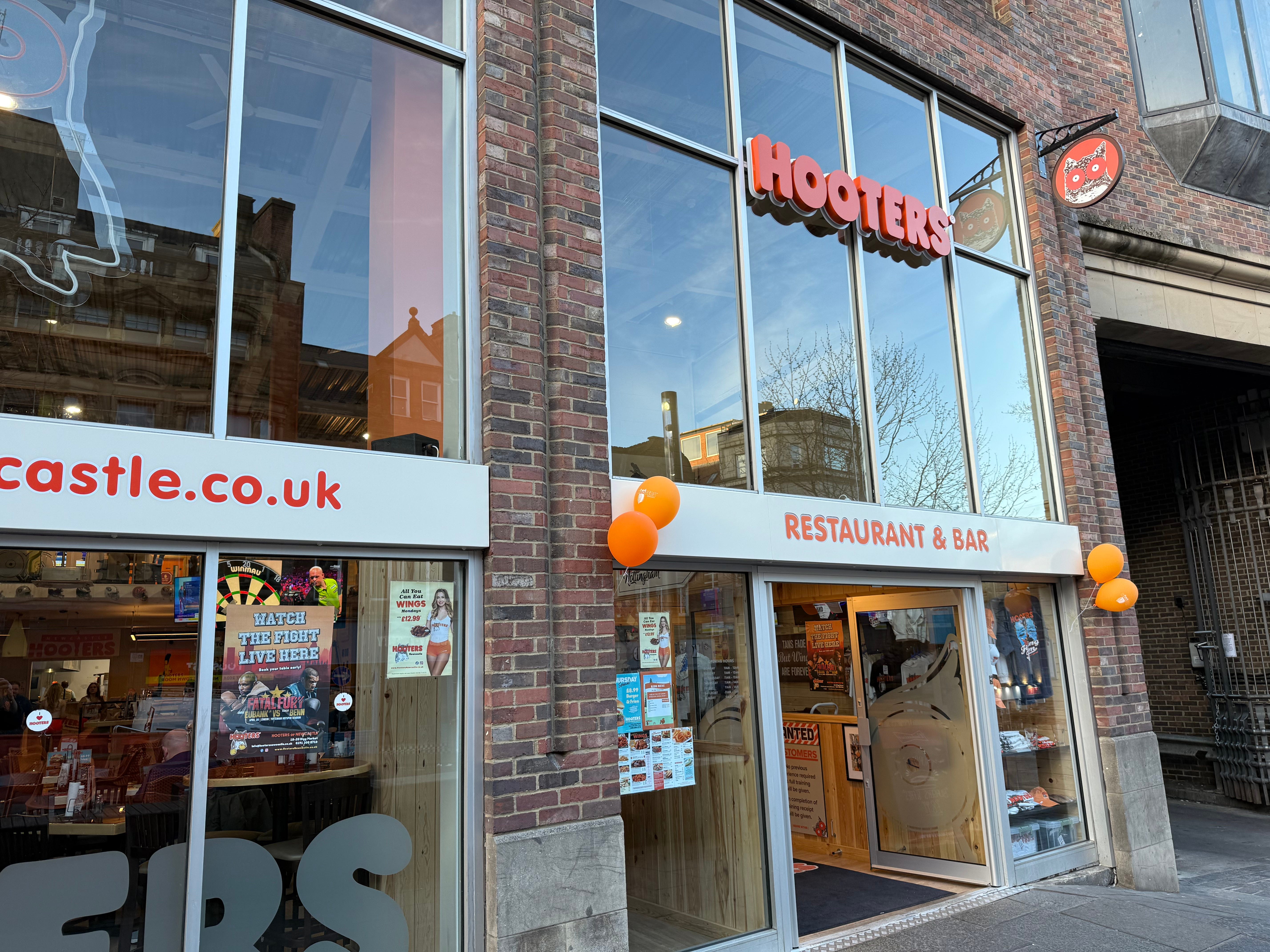 Hooters exterior