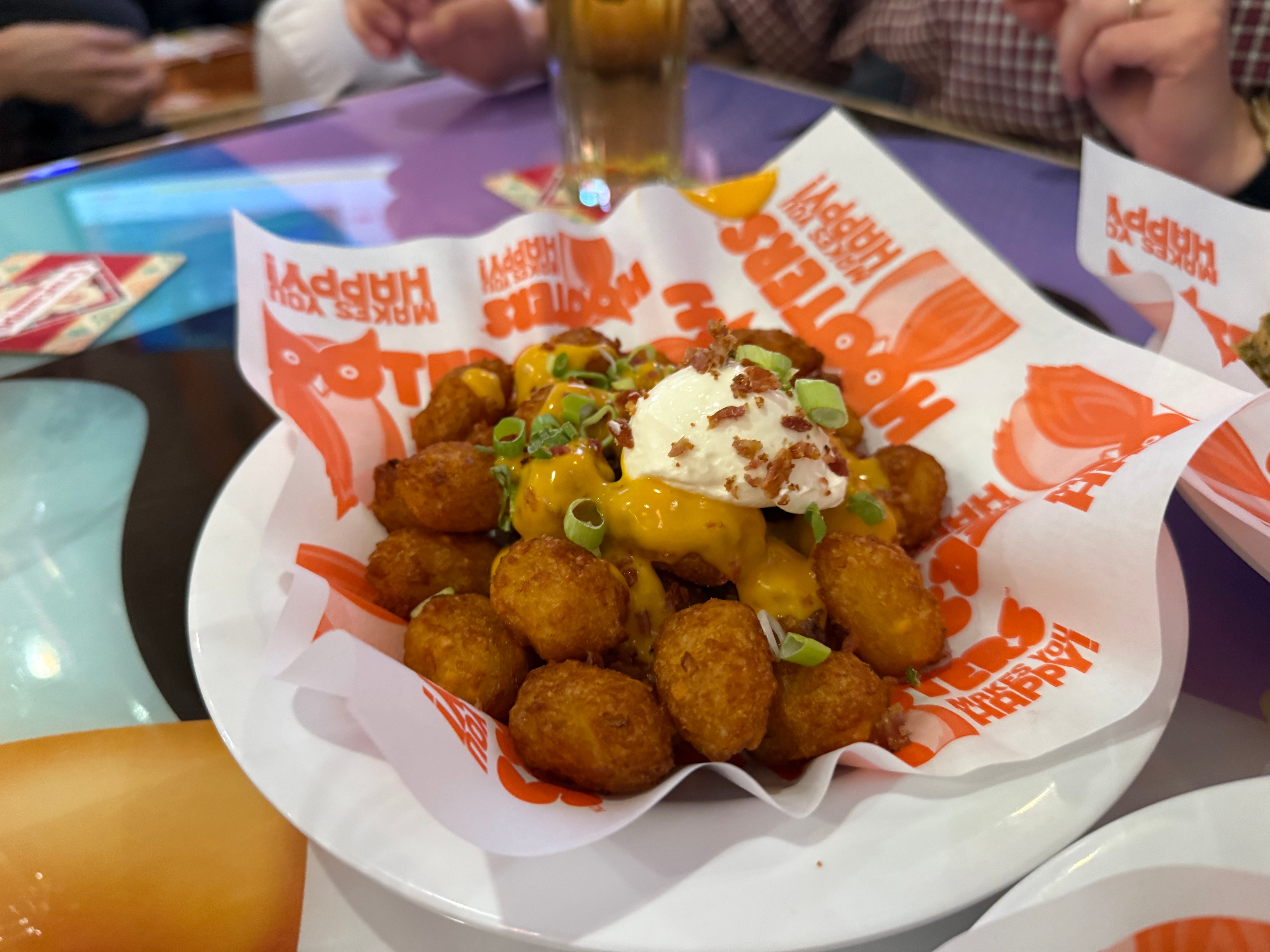 Hooters food