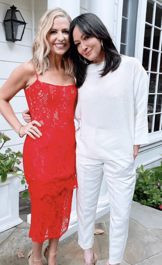 Sarah Michelle Gellar and Shannen Doherty