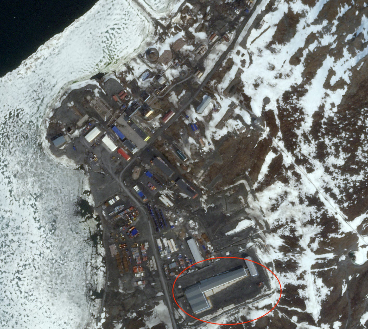 An overhead view of the Severny support base shows some construction sites have been completed.
