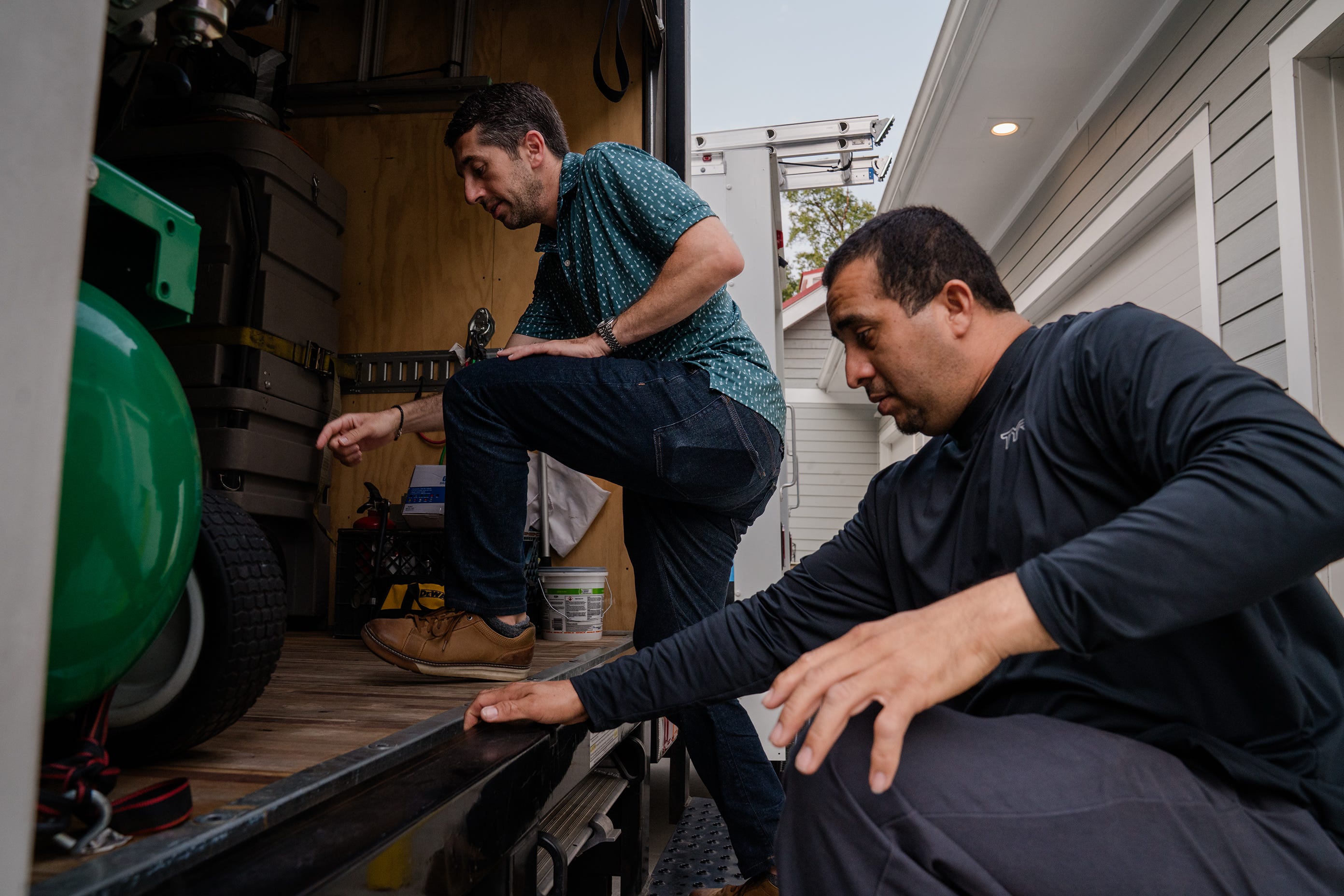 Dan Schweber and Rigoberto Requeno Gomez