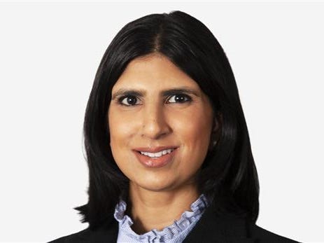 Nargis Yunis headshot