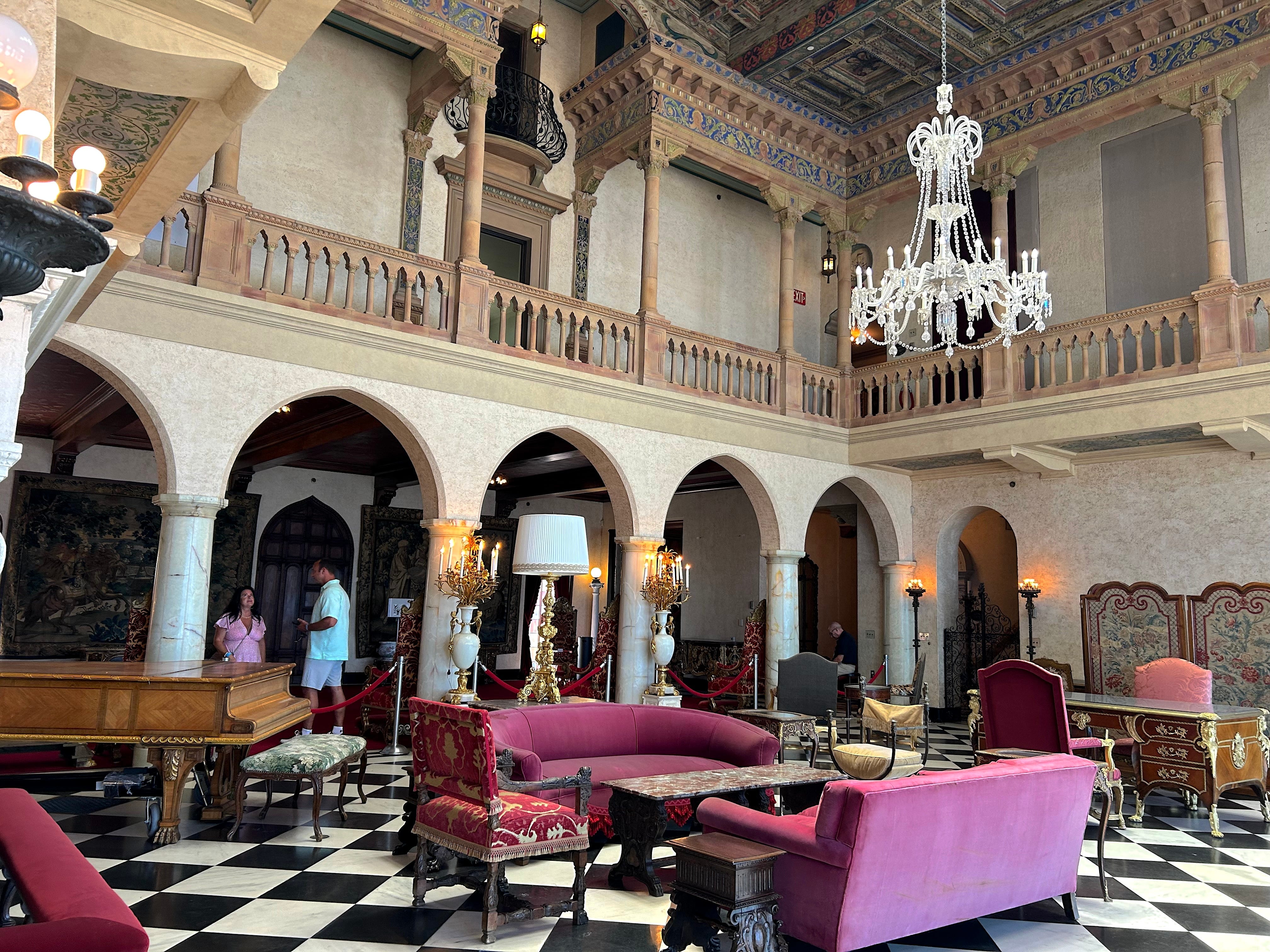 ca' d'zan reception room