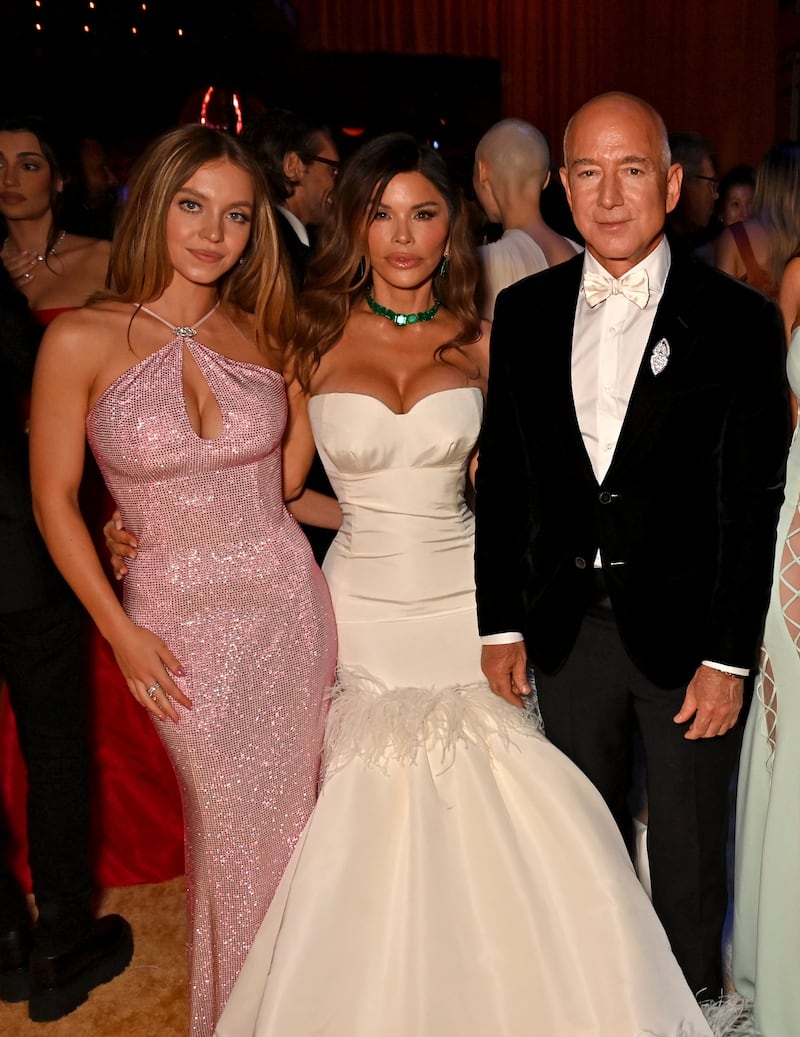 Sydney Sweeney, Lauren Sánchez, Jeff Bezos,