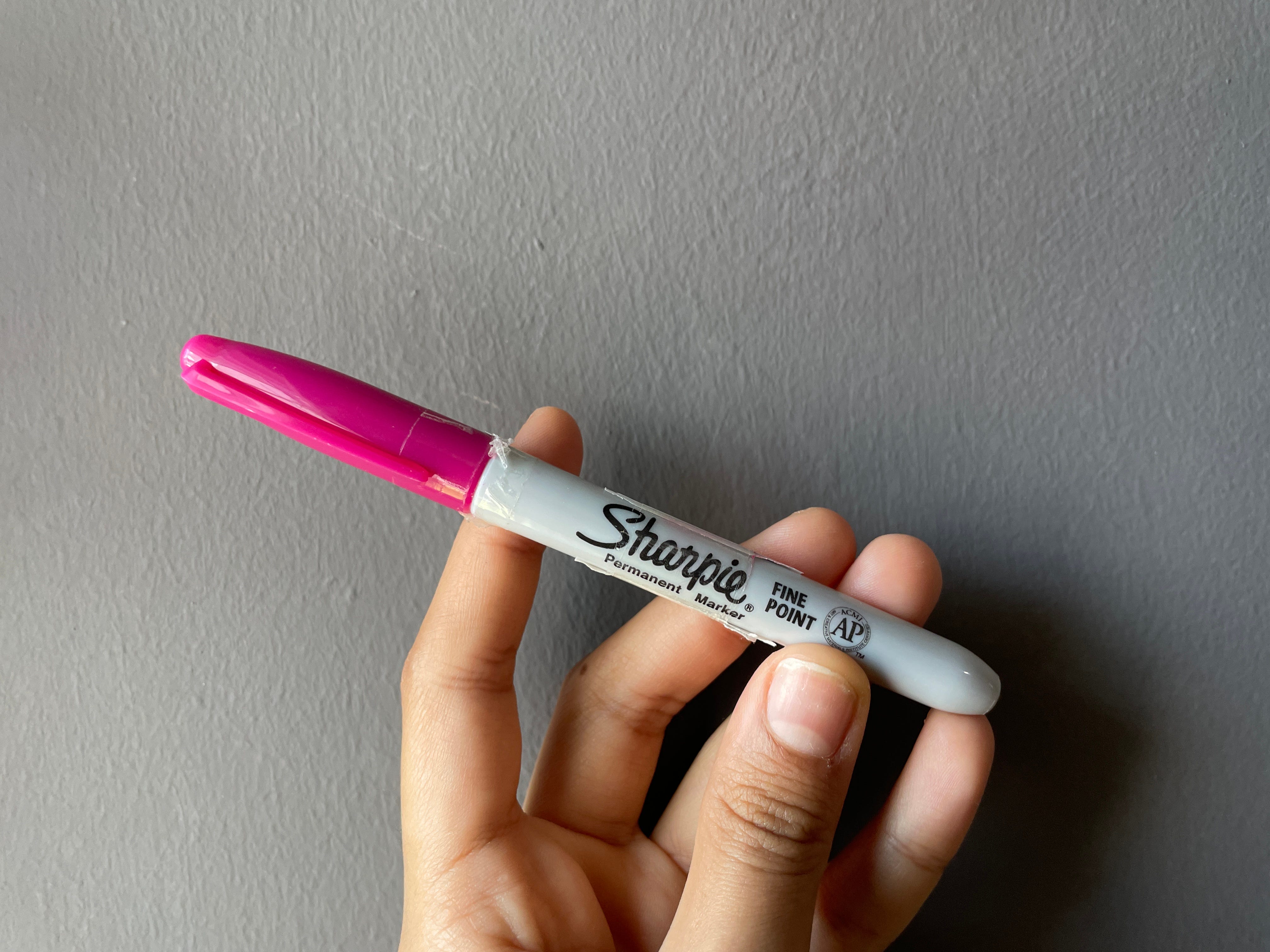 I bought a berry pink Sharpie to test out the hack.