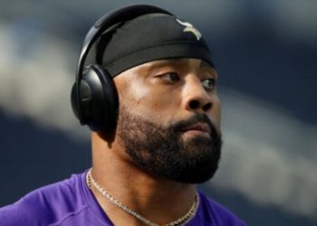 Ex-NFL Player Everson Griffen Removed from Flight After ‘Unruly Behavior’
