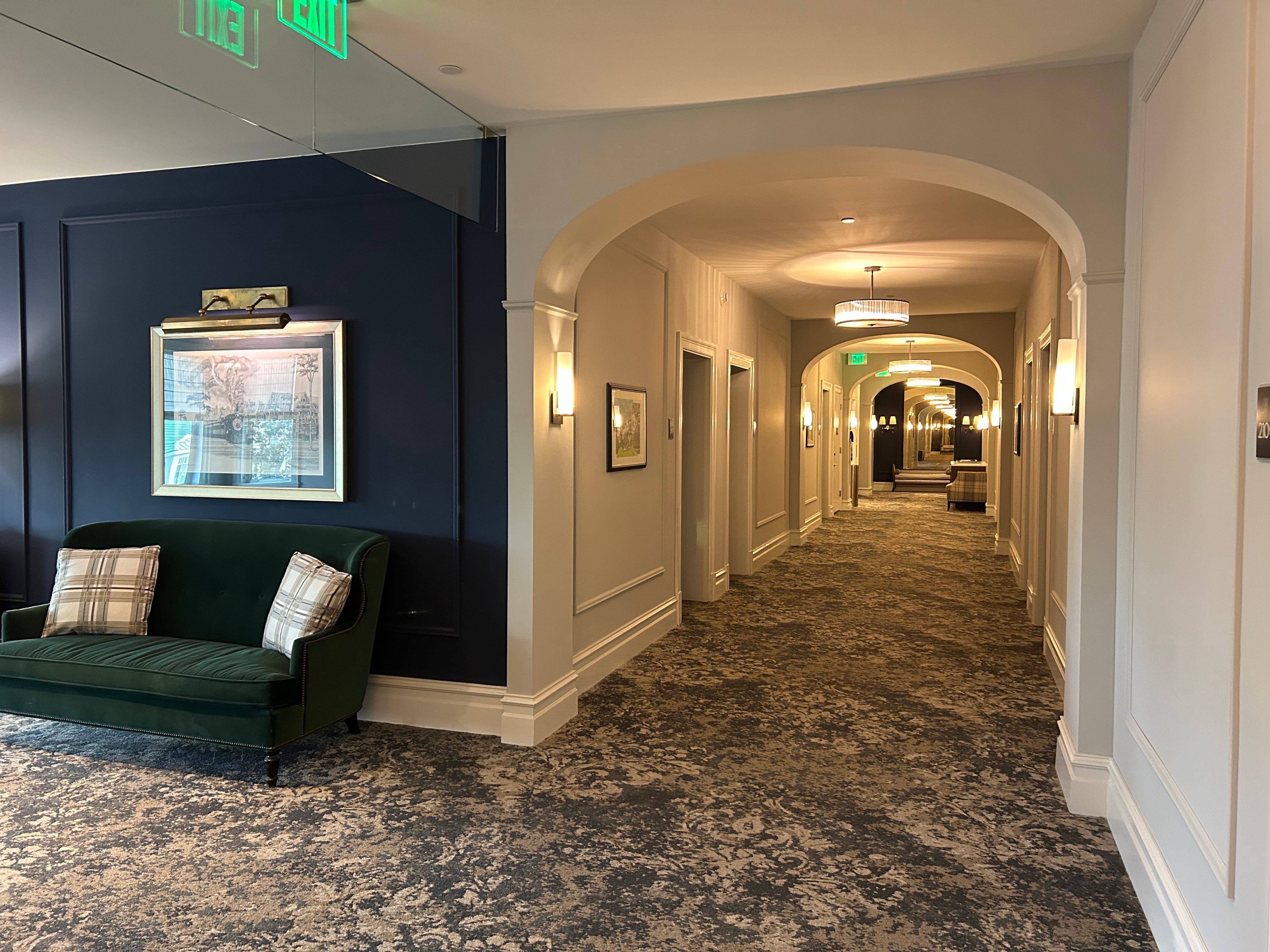 belleview inn hallway