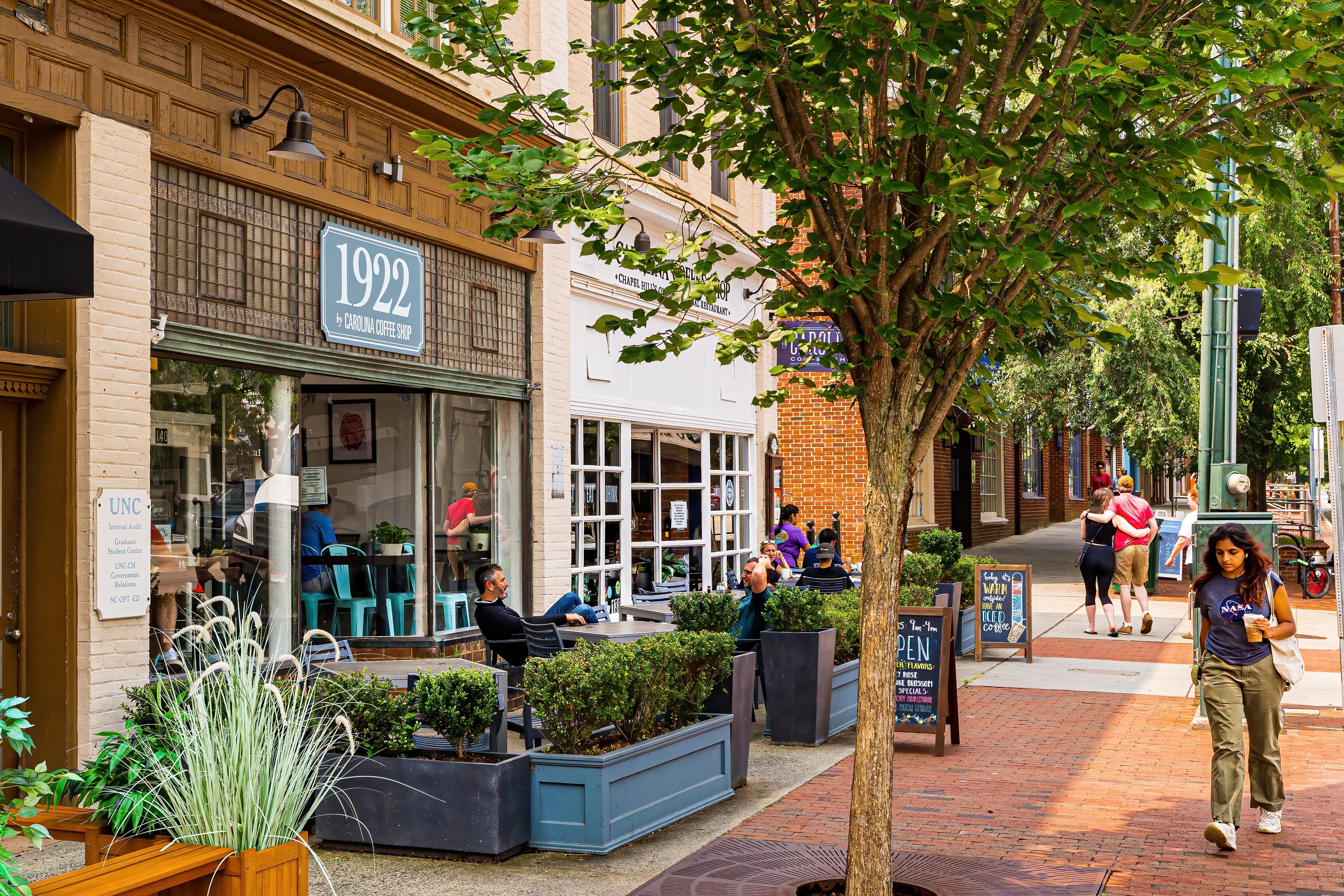 Street in Chapel Hill, North Carolina.